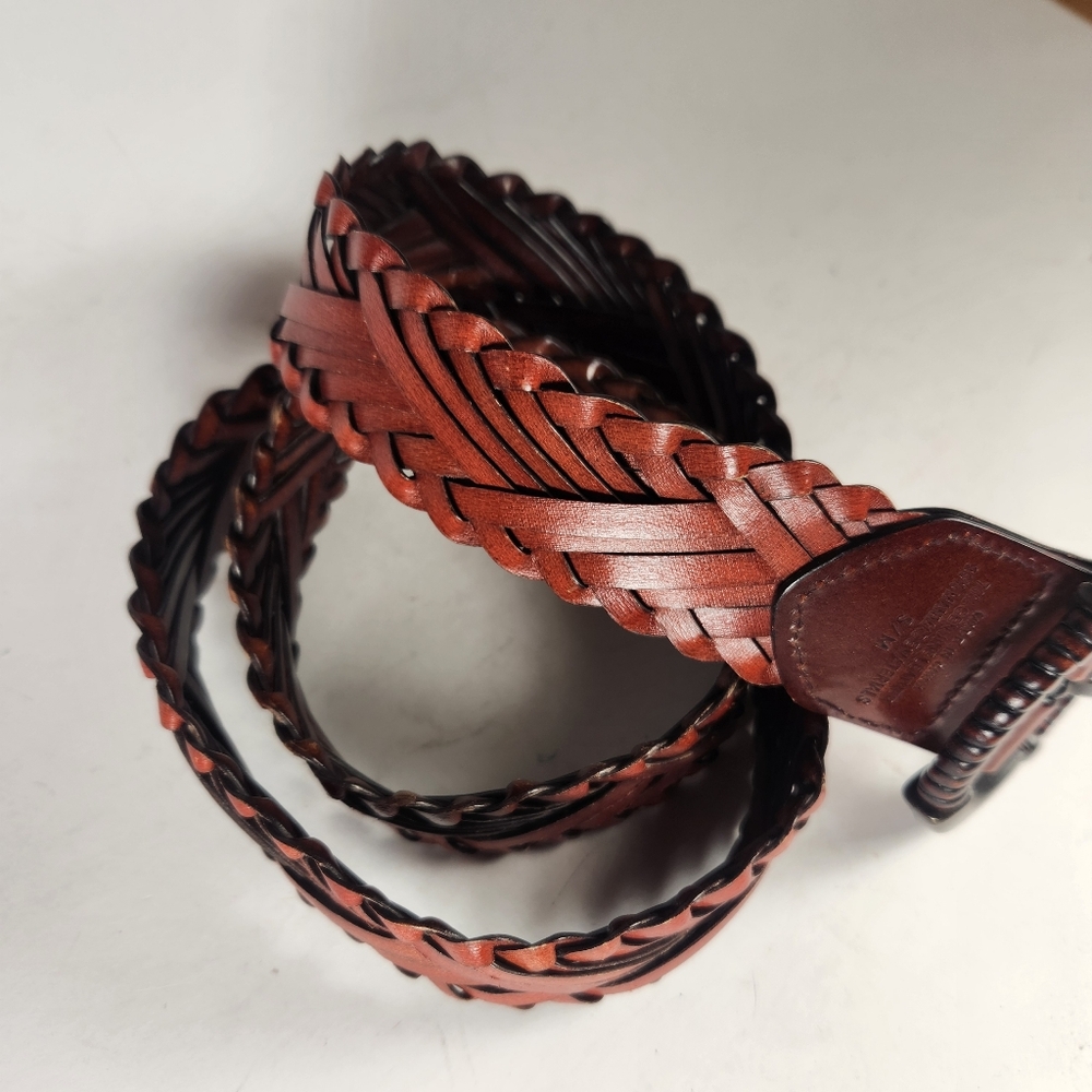 Leather Belt Women’s Small / Medium Brown Braided Round Buckle Casual - Picture 2 of 7
